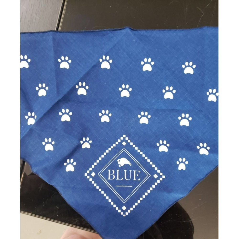 Blue Buffalo‎ Blue White Dog Scarf Bandan Necktie